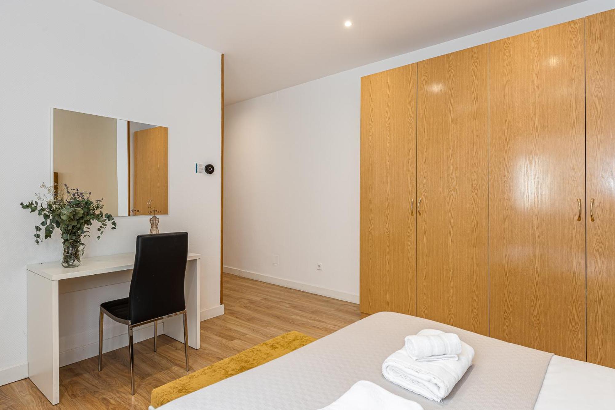 Waou Apartamentos En Sol Confort 5 Мадрид Екстериор снимка